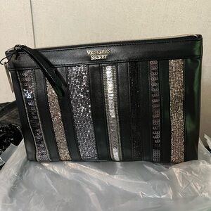 Victoria secret large makeup bag. New